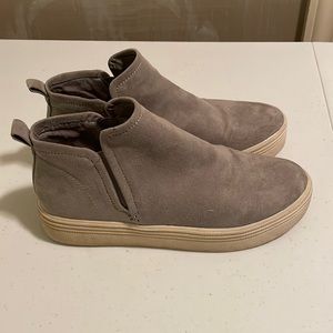 Dolce vita slip on shoes